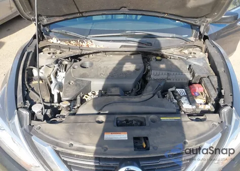 2017 Nissan Altima 2.5 Sv z USA, uszkodzony, nr VIN 1N4AL3AP4HC180074